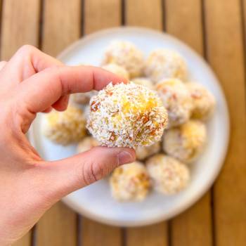 Apricot Bliss Balls
